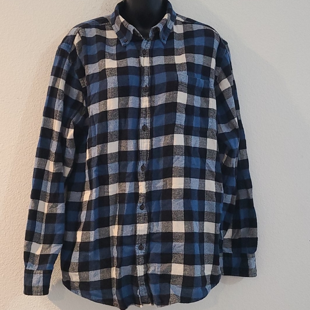 Croft & Barrow Plaid Button-Down Shirt